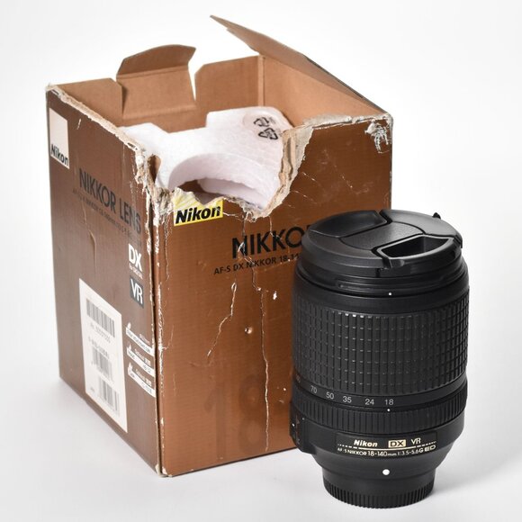 Nikon Other - Nikon AF-S DX NIKKOR 18-140mm f/3.5-5.6G ED VR Zoom Telephoto  Lens MINT